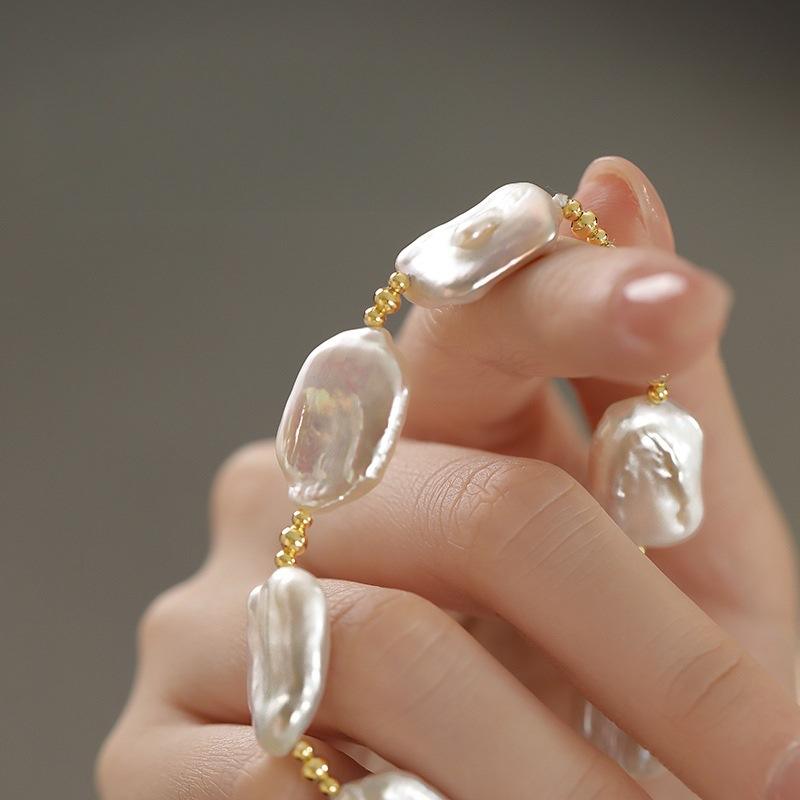 Second image of 2025 Luxury White Pearl Beaded Bracelet for Women Baroque Special Shape Buckle Design Niche Jewelry Wholesale