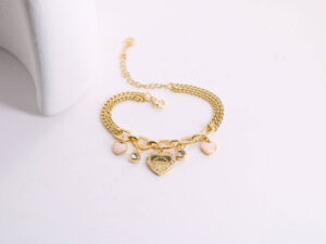 Hdcff299f07134753bd611c2c5efd5af4N