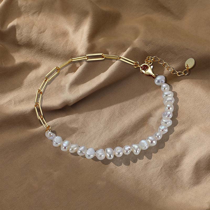 Pearl & Metal Chain Bracelet
