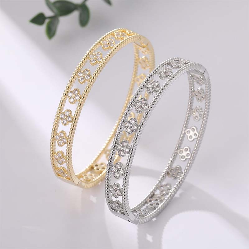 four-leaf clover full-diamond thin-band clasp bangle